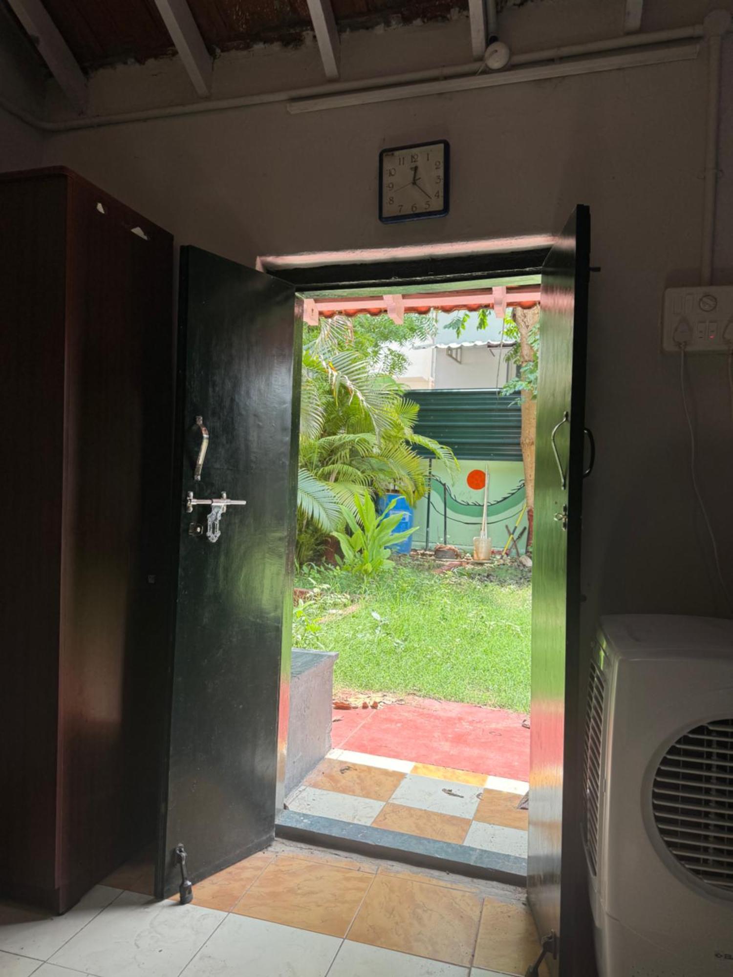 The Lazy Palm Shack Hotel Coimbatore Exterior photo